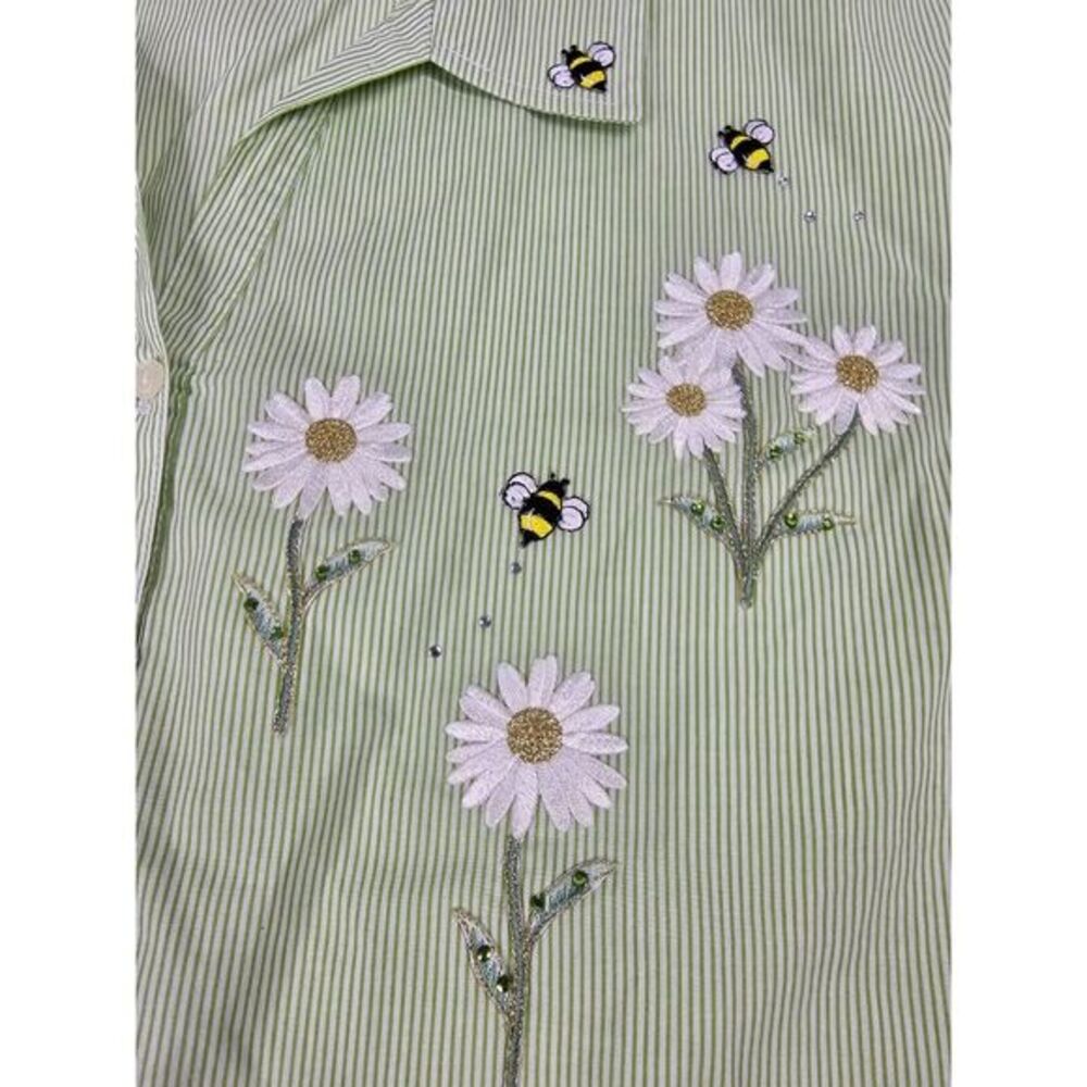 Tia Designs Shirt Green Gingham Womens 2X Bee Floral Embroiderd CottageCore‎ - Picture 6 of 16